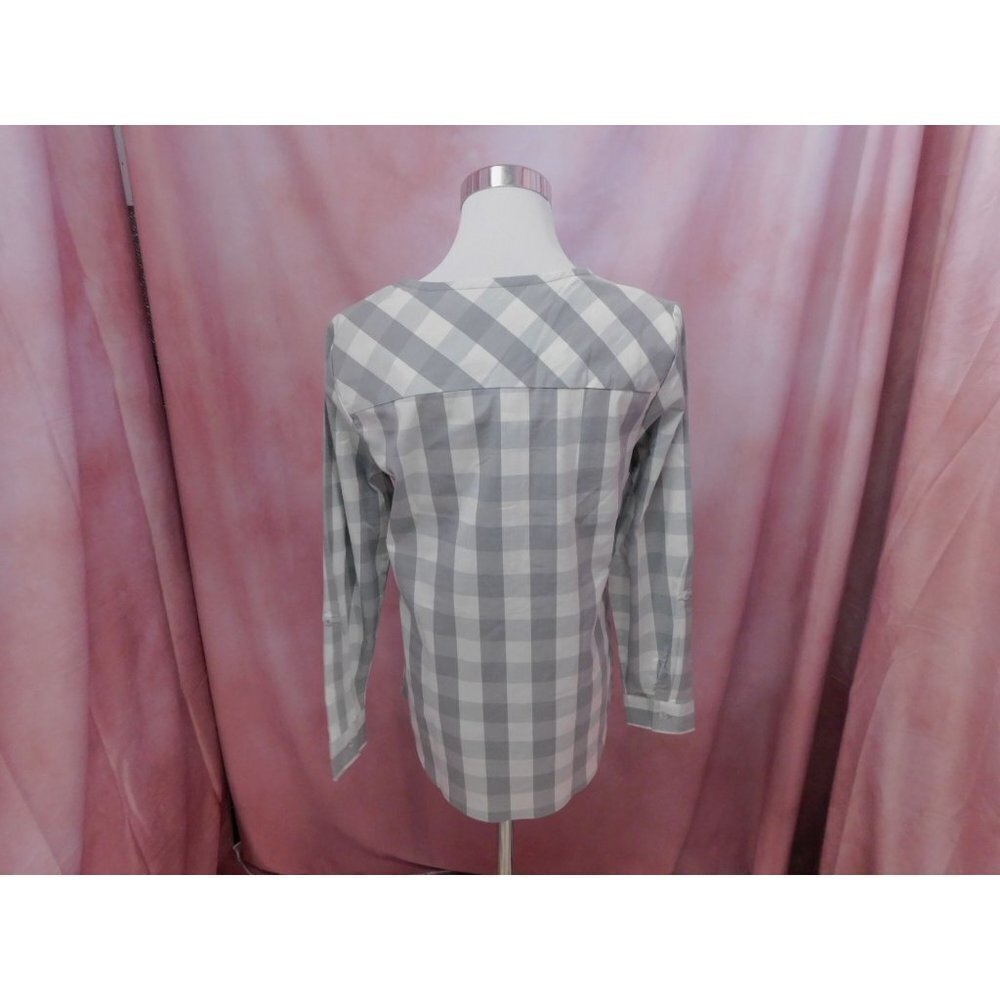 SALE NWT Christopher & Banks Petite Checkered Blouse Women Small Gray - Picture 6 of 14